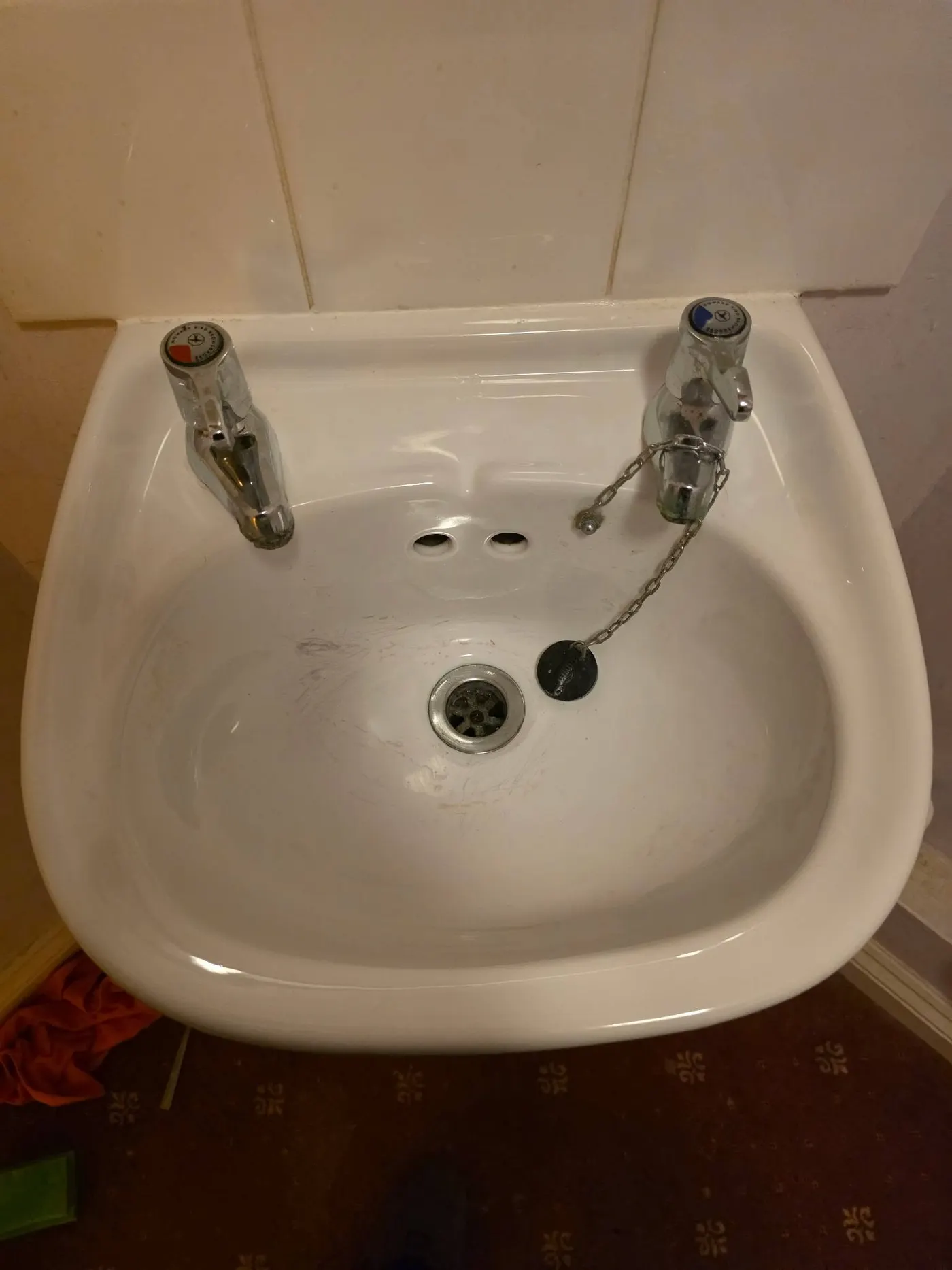 Bathroom clean - after